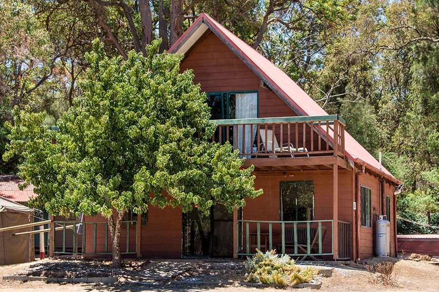 Jarrahfall Bush Camp Chalet Dwellingup