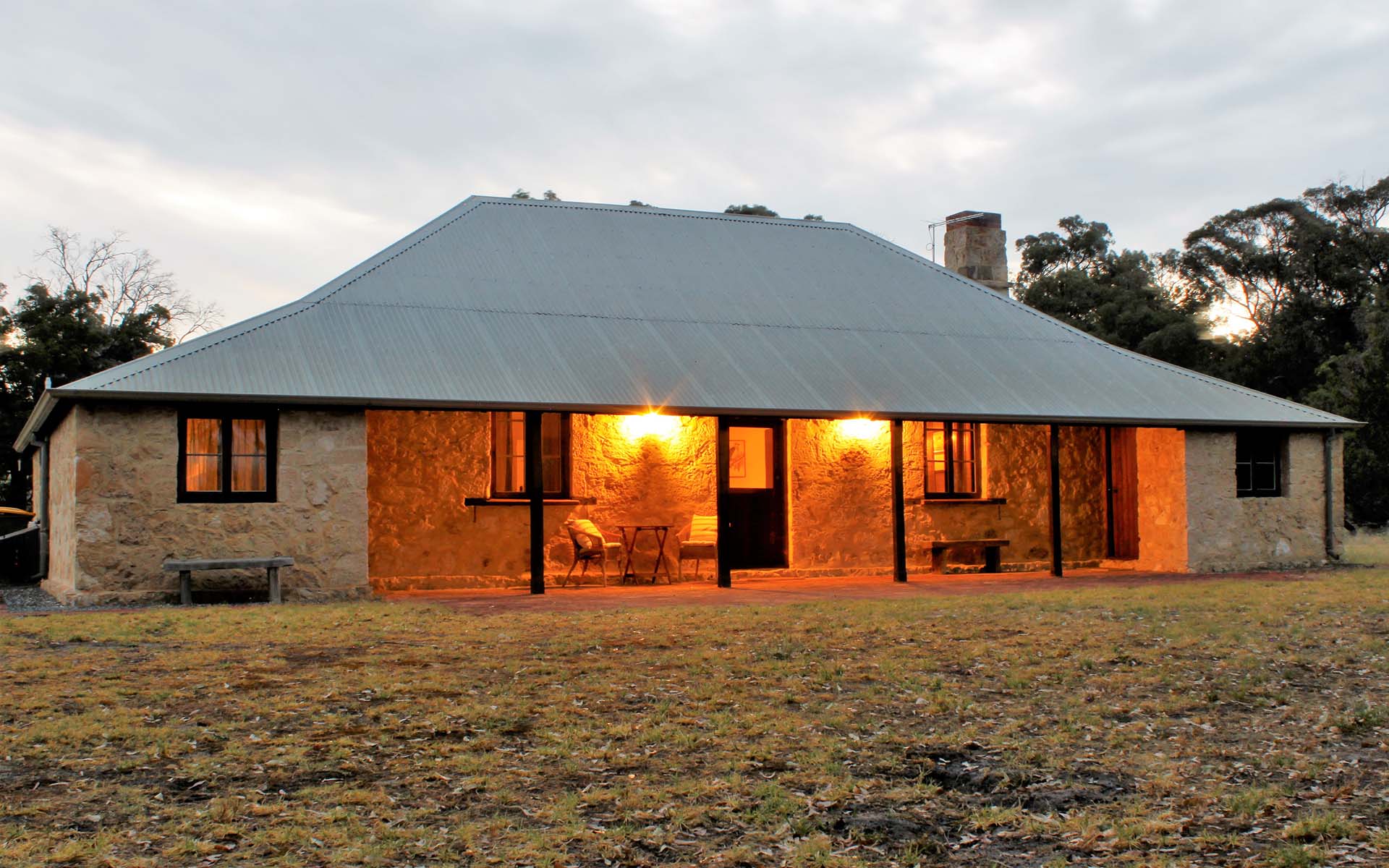 Culjum House - Heritage Accommodation Point Grey - Cottage